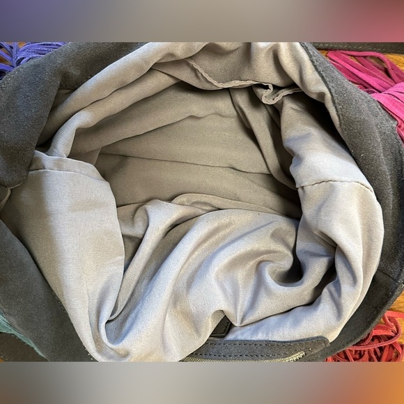 NWOT Monserat De Lucca Leather Bucket Bag w/ Bright Tassels - Anthro Exclusive - Picture 6 of 7